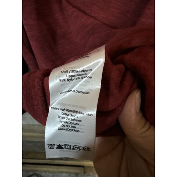 Eddie Bauer Cloud Quarter Zip Pullover, XL, Berry - Picture 6 of 6